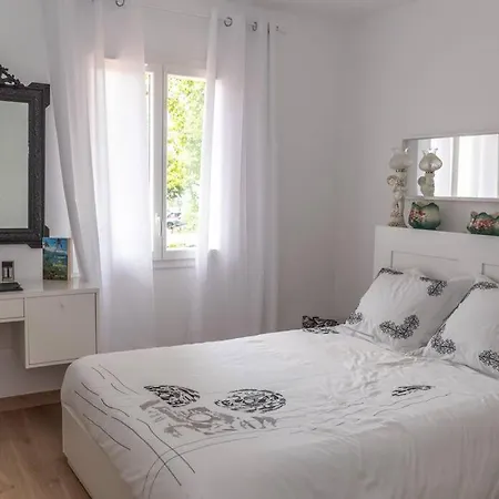 Maison De Chaleureuse A 600mdu Bassin * Андерно-ле-Бэн